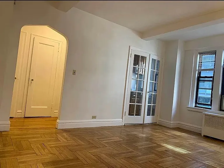 127 W 96th St #6G — Photo 4
