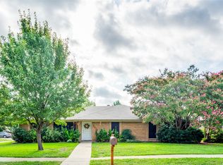 3204 Treehouse Ln, Plano, TX 75075