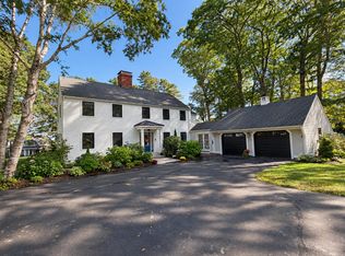 13 Ole Musket Rd, Cumberland Foreside, ME 04110