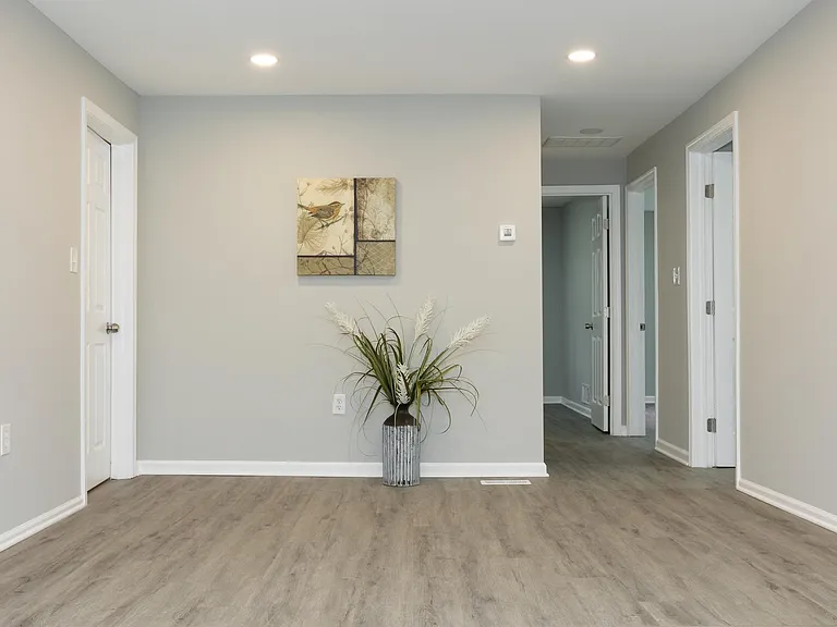 9520 48th Ave — Photo 22