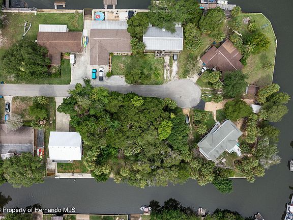 3rd image of 0 River Point Dr