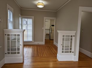 20 Entrada Ave APT 3, Oakland, CA 94611