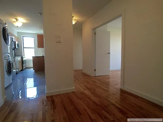 Rented by Sovereign Associates | media 7