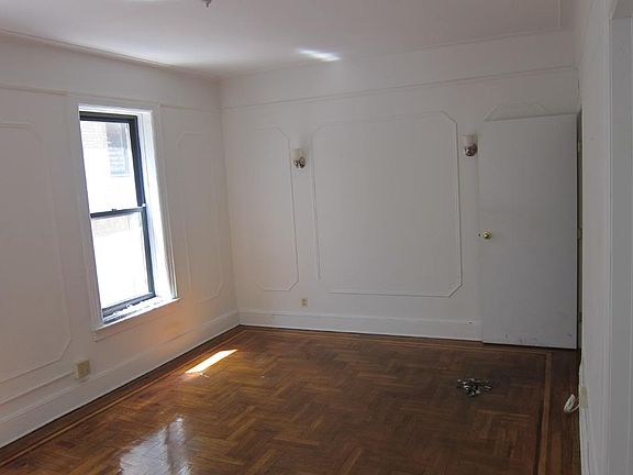 4th image of 3555 29th St Ofc 1