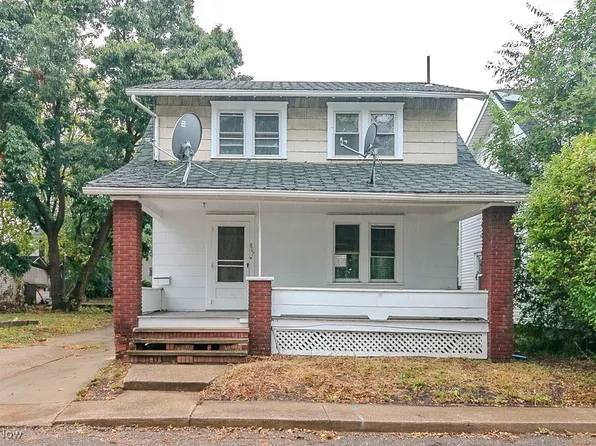 807 Bedford Ave NW, Canton, OH 44708