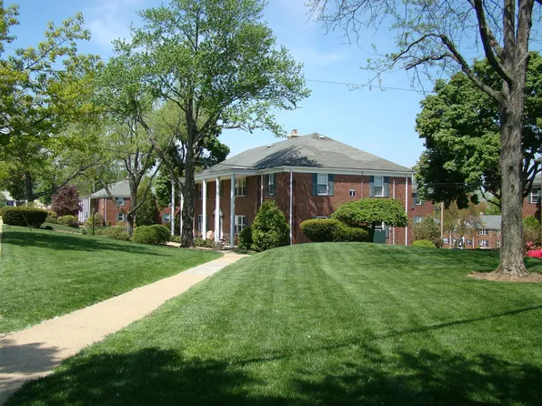 New England Village, 105 New England Ave #3c7013447, Summit, NJ 07901