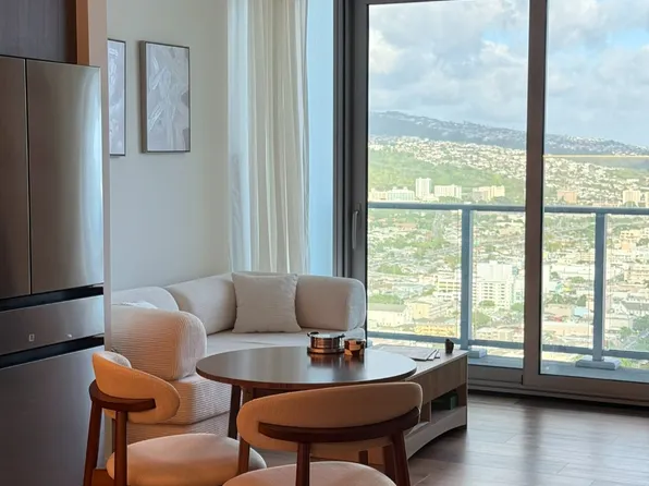 1515 Liona St, Honolulu, HI