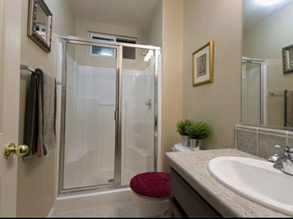 5th image of 160 Cashman Cir