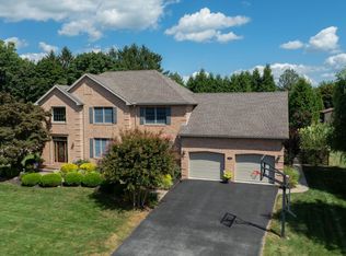 2611 Oberlin Dr, York, PA