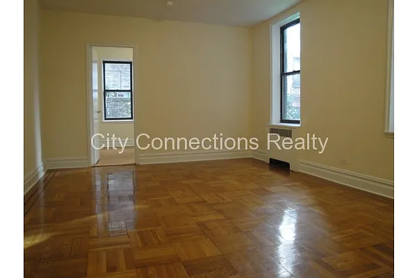 Rented by City Connections Realty | media 36