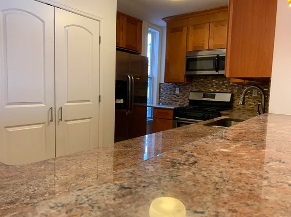 612 Palisade Avenue image 2 of 15