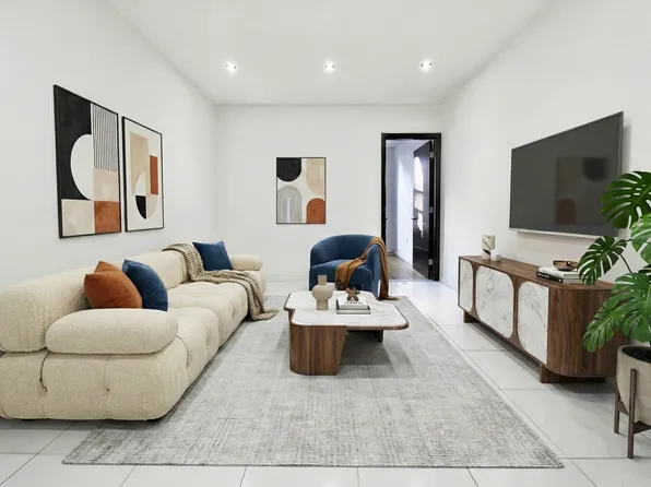 209 W 109th St APT 3E, New York, NY 10025