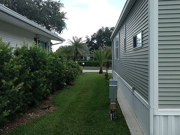 2nd image of 4003 Crystal Lake Dr