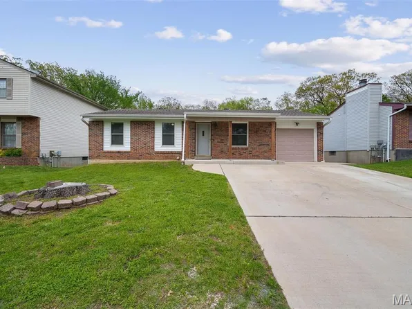 3188 Meadowfield Dr, Arnold, MO 63010