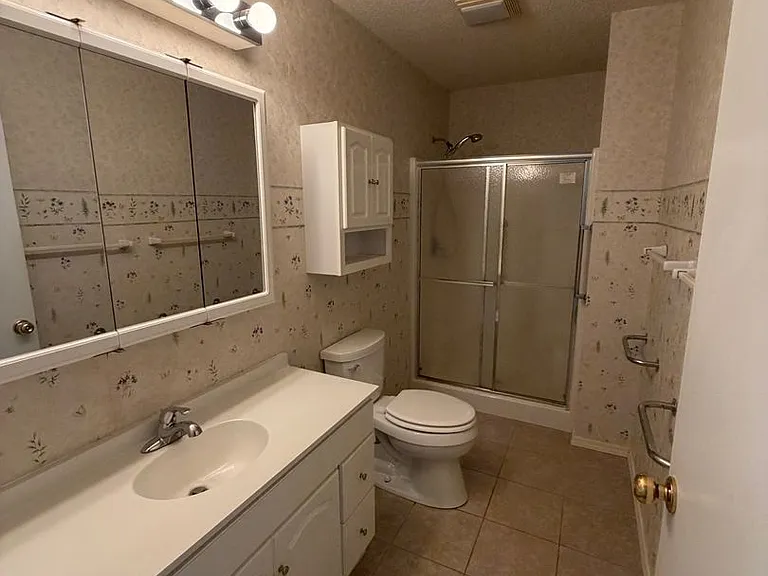 412 S Duke Ave — Photo 26
