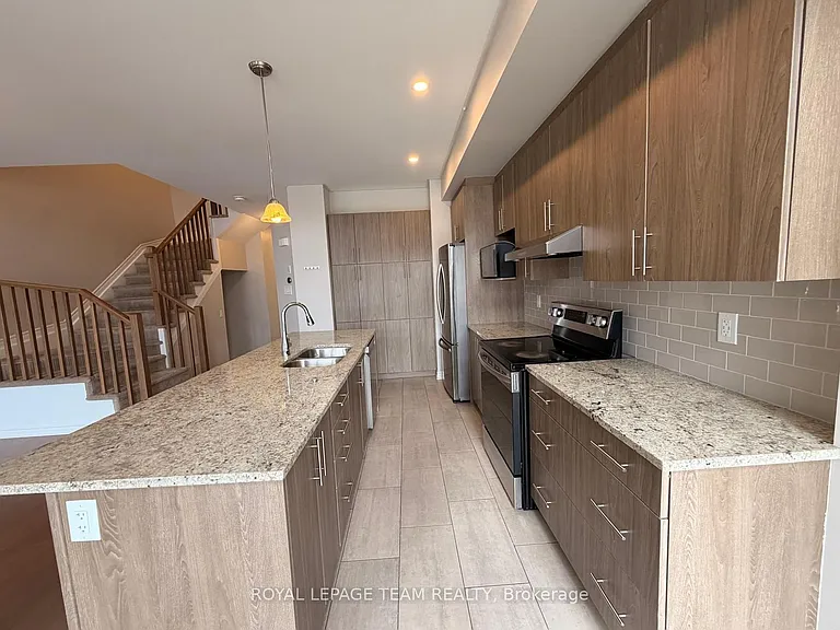 343 Grackle St N — Photo 13