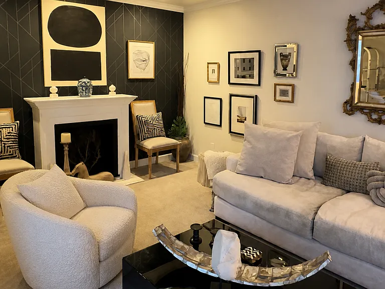 6708 Hillpark Dr #303 — Photo 19