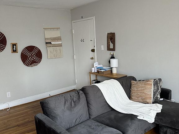 4th image of 2602 Grove Ave APT 9