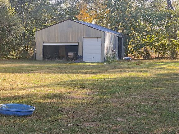 4th image of 948 N Brook Rd