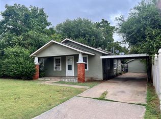 1017 W 2nd St, Elk City, OK 73644