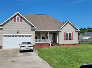 217 Maddux Dr, Pikeville, NC 27863