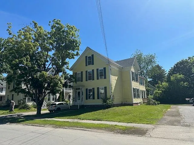 31 Franklin St #A — Photo 1