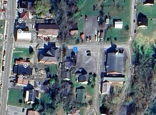 106 Walters St, Manchester, KY 40962