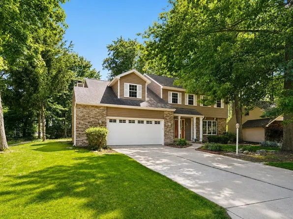 6510 Oak Forest Trl, Fort Wayne, IN 46835