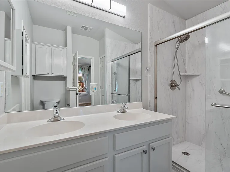 2304 Jesse Owens Dr — Photo 14