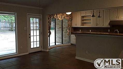 5th image of 1822 Woodside Dr