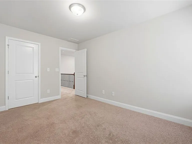 2408 Smoke Ct — Photo 6