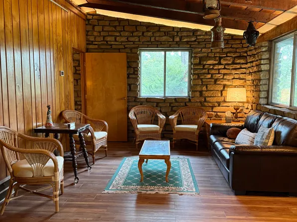 (undisclosed Address), Manchester, MI 48158