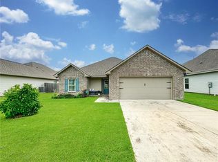 42146 Jasper Ln, Ponchatoula, LA 70454