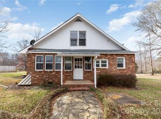 5824 Rest Home Rd #2, Claremont, NC 28610