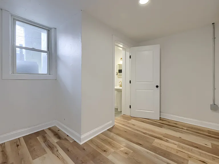 147-149 Church St #303 — Photo 10