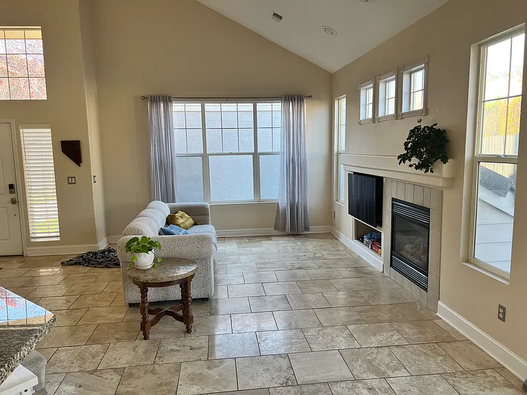 1237 Tule Dr — Photo 26