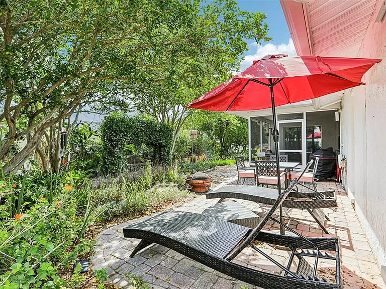 8083 Bayhaven Dr — Photo 28