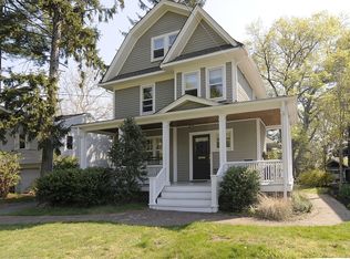 53 Forest Rd, Glen Rock, NJ 07452