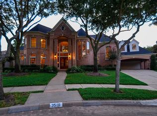 3510 Riviera Ct, Sugar Land, TX 77479