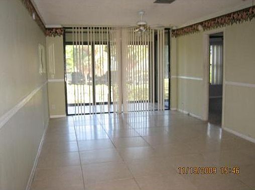 2nd image of 207 Lake Pointe Dr APT 202