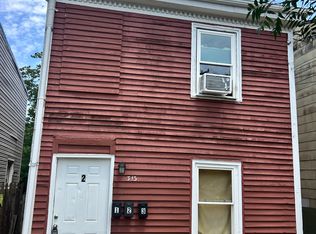 313 Prince Edward St APT 2, Fredericksburg, VA 22401