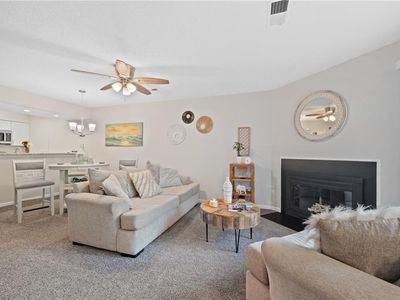 27 Tamarisk Quay APT E, Hampton, VA, 23666
