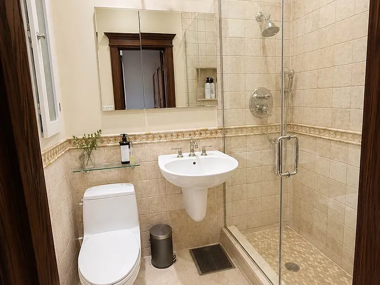 236 E 5th St #PARLOR — Photo 11
