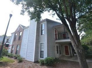 736 Windchase Ln, Stone Mountain, GA 30083