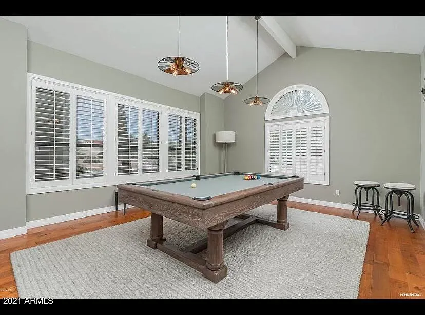 6 bed, 4.0 bath, 4401 sqft, $7,500 — Photo 3
