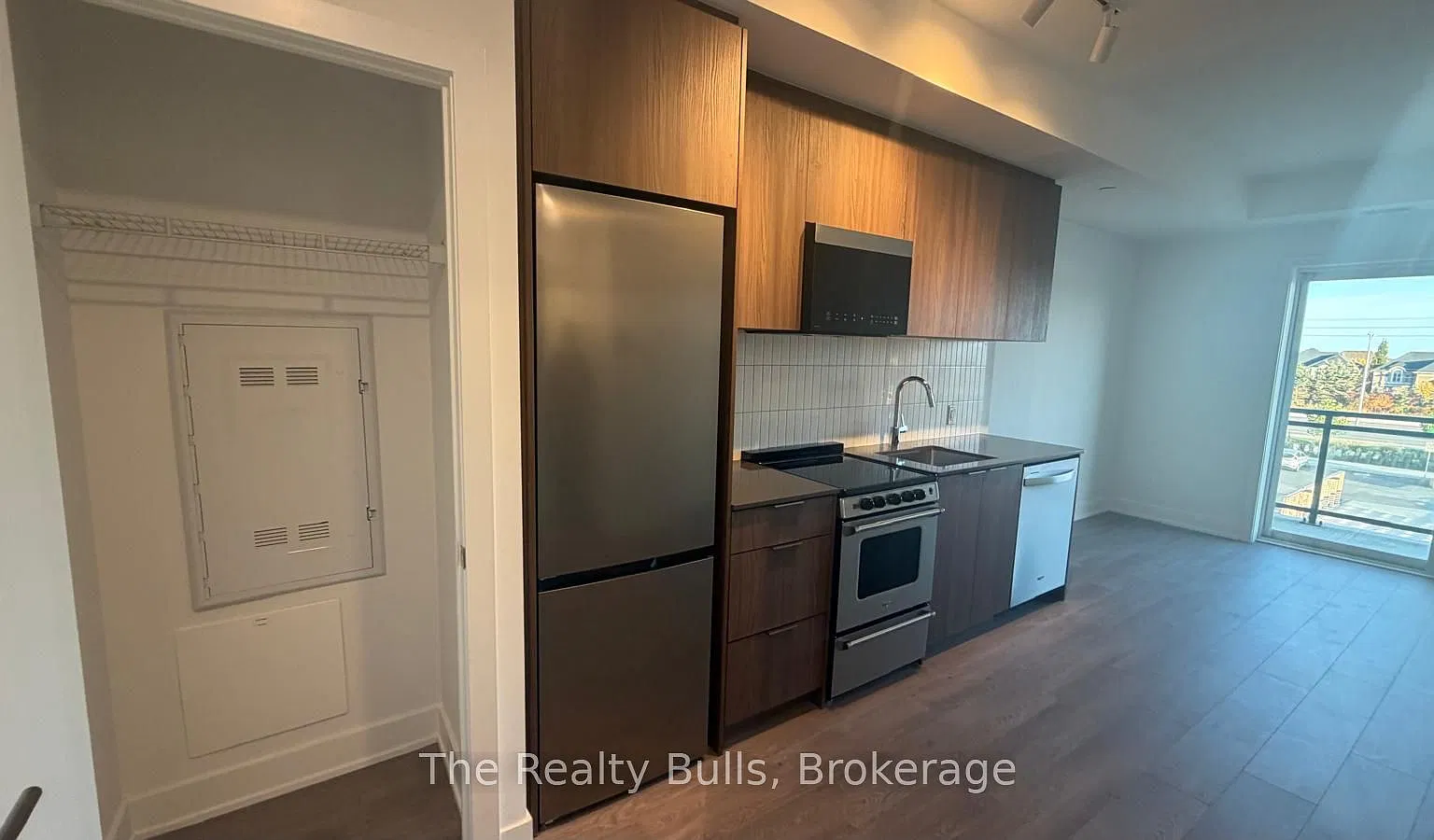 1 bed, $2,099 — Photo 4