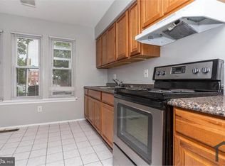 811 Showell Ct, Baltimore, MD 21202