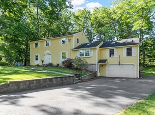 10 Lancaster Pl, Andover, MA 01810