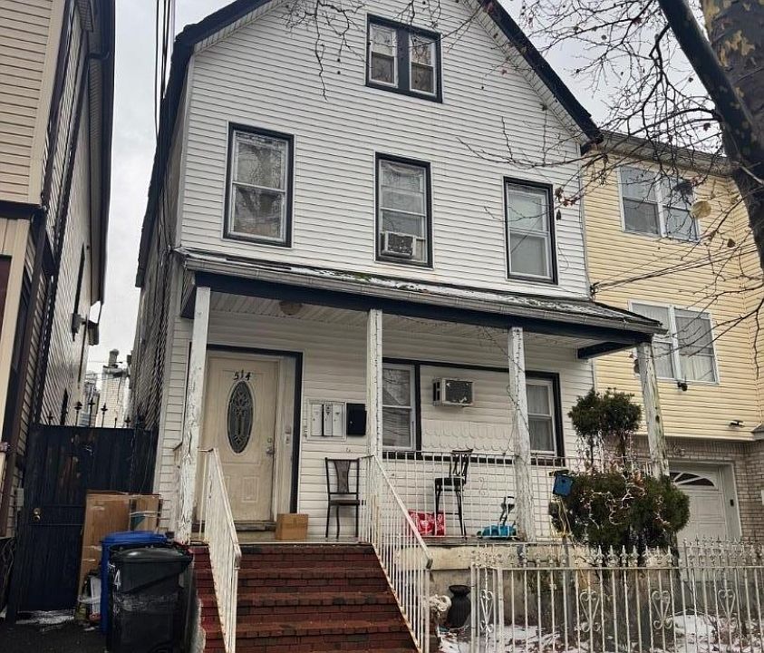 1st image of 514 Marshall St