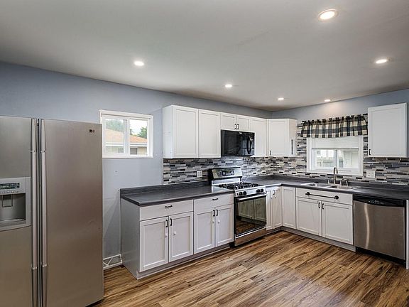 2nd image of 6806 Brian DRIVE